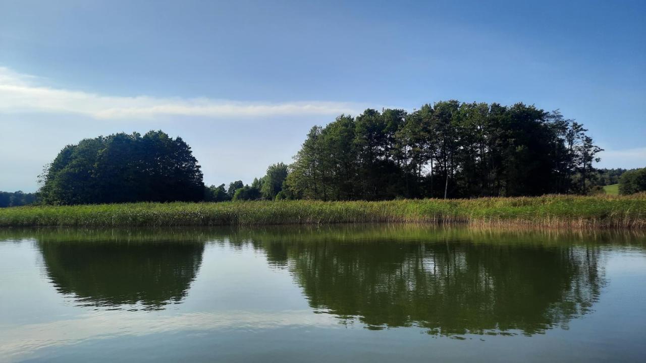 Domki Nad Jeziorem "Polwysep Suryty" Extérieur photo
